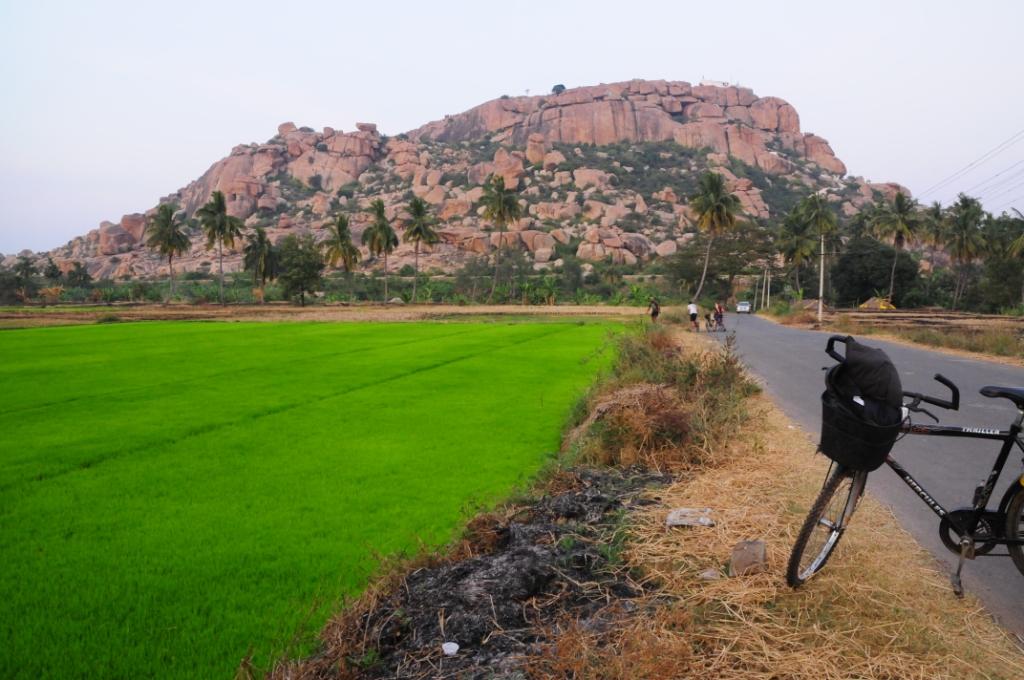cycling around hampi towards hanuman temple