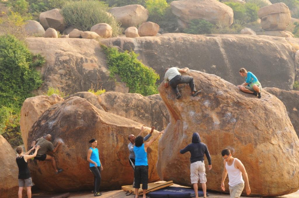 Bouldering in Hampi, December&nbsp;2012